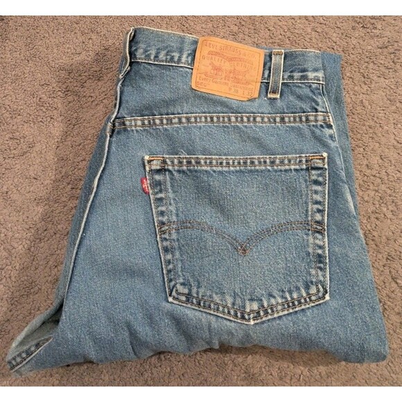 Vintage Levi's 560 Loose Fit Blue Denim Jeans Made in USA Men's 38x32 - Picture 1 of 7